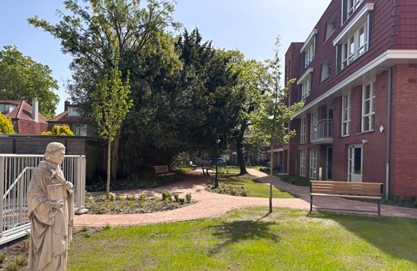 Inpassing woonzorggebouw Carolus - Hilverzorg in Hilversum